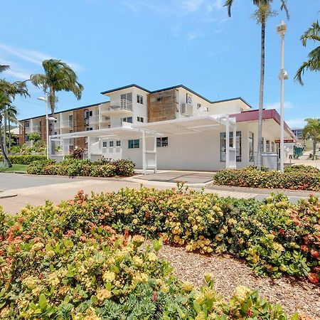 Endeavour Inn Emu Park Esterno foto