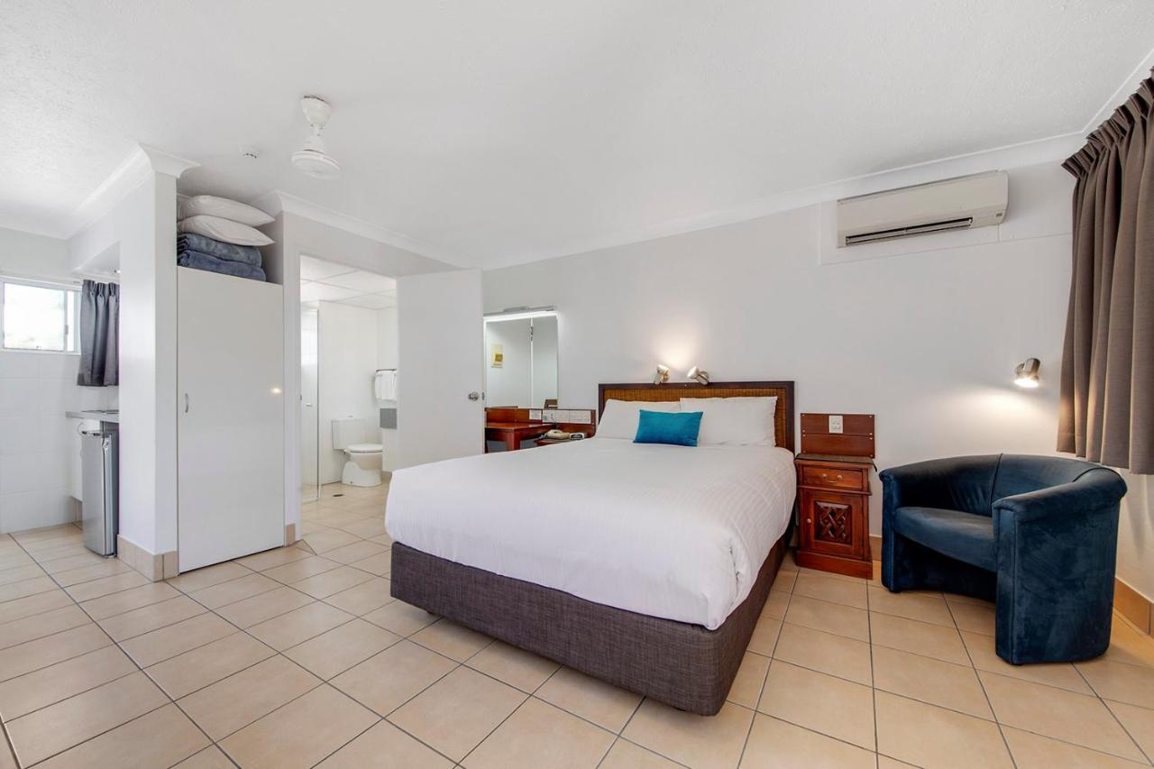 Endeavour Inn Emu Park Esterno foto