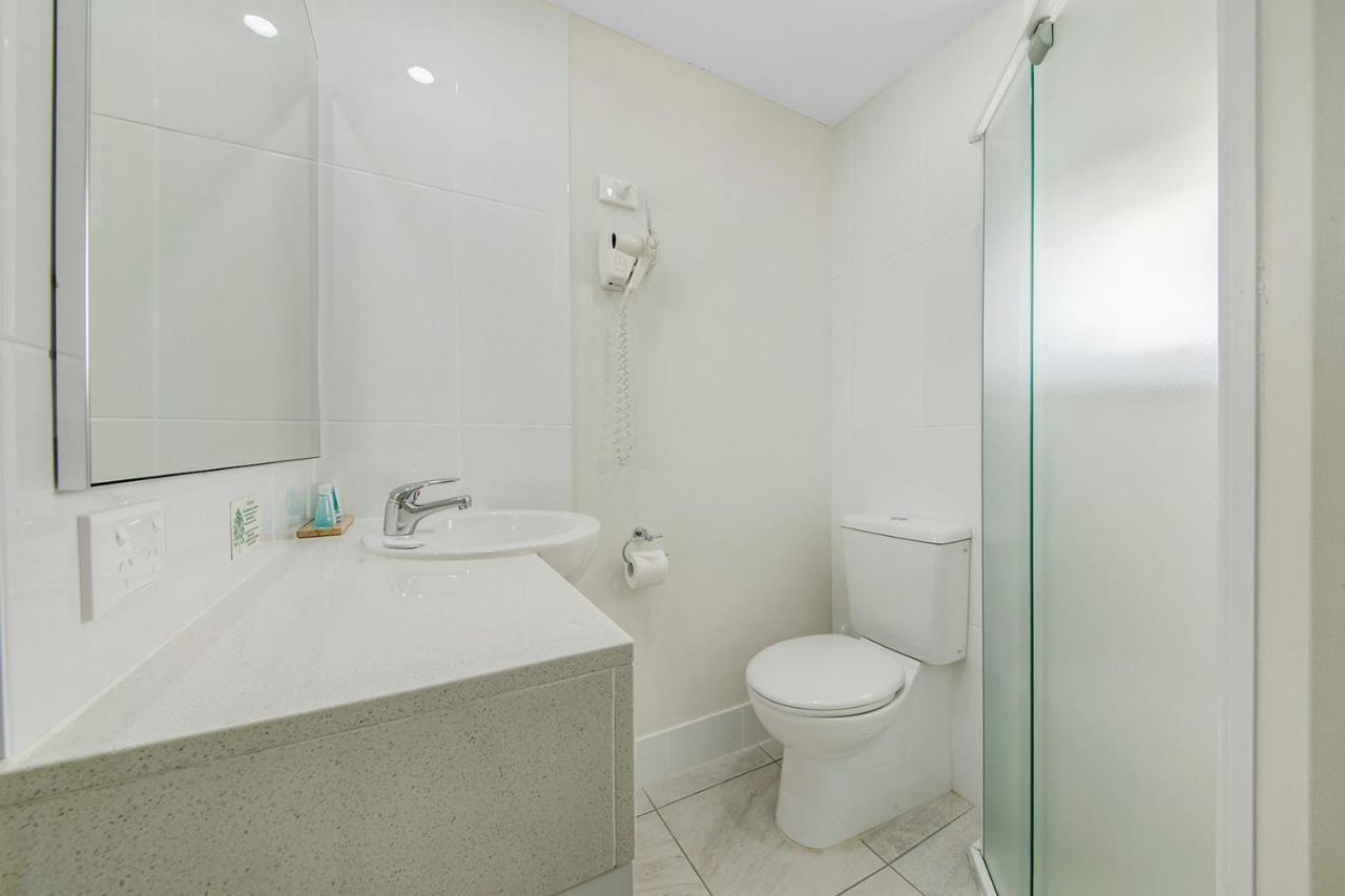 Endeavour Inn Emu Park Esterno foto