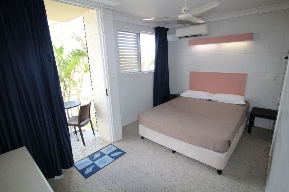Endeavour Inn Emu Park Esterno foto
